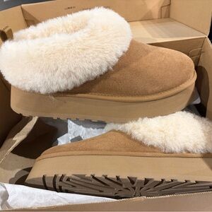 UGG Cozy Shearling-Lined Slip-On Platform Slippers - Chestnut